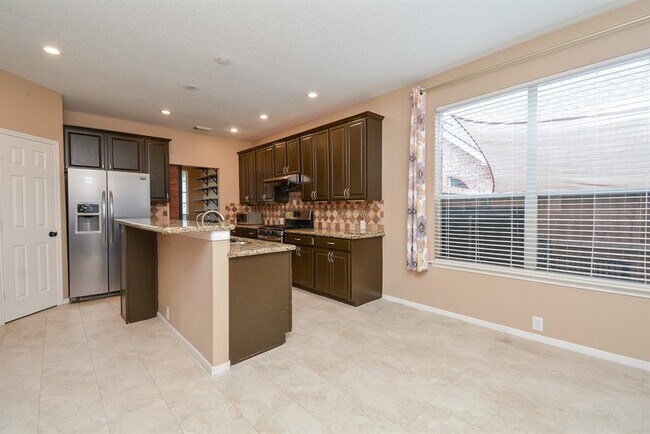 Building Photo - 1410 Hidden Terrace Dr