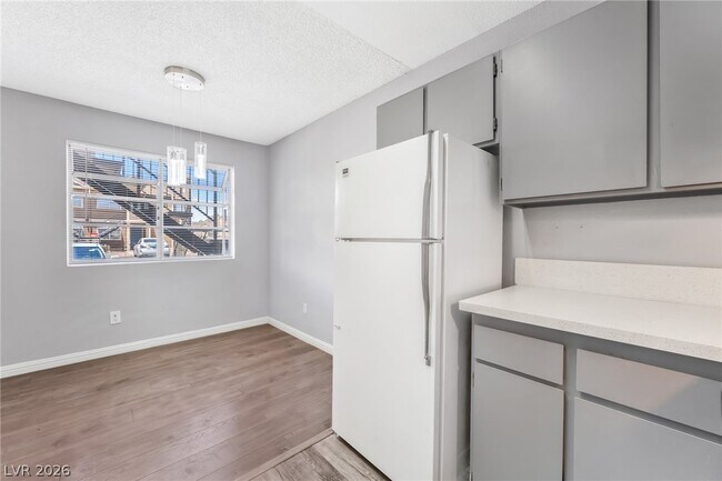 Building Photo - 2722 Alicialynn Way