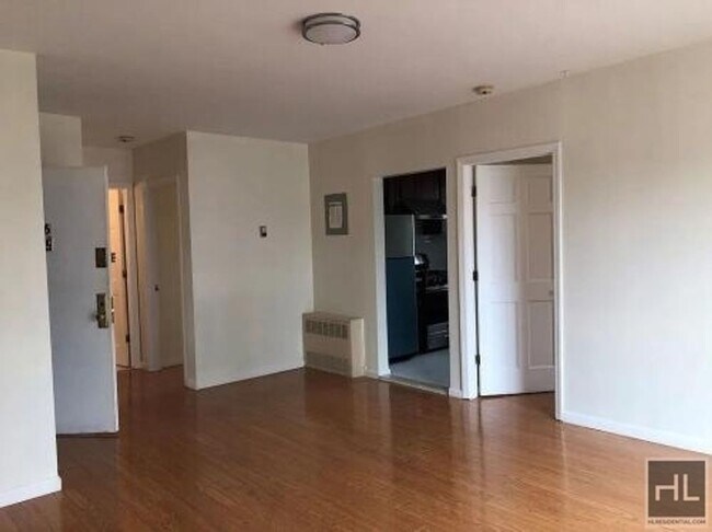 Building Photo - 164 STREET