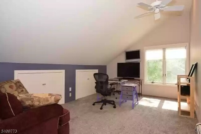 Building Photo - 24 Stryker Ct