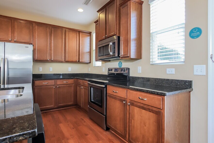 Building Photo - 4011 Massey Wood Trail