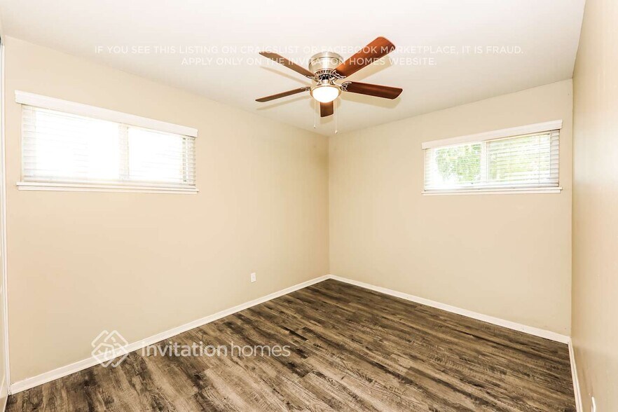 Building Photo - 6517 Elm Ave