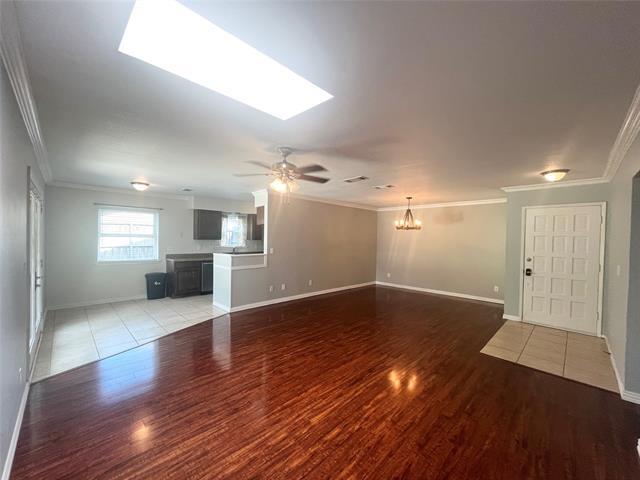 Building Photo - 431 Malden Dr