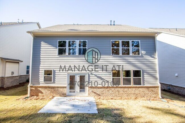 Building Photo - 4 Bedroom House in Hoschton over 3,700 sqft!