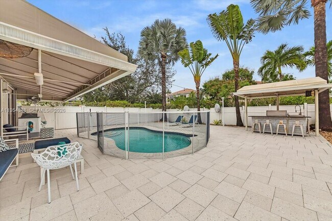 Building Photo - 773 SW 120th Ave