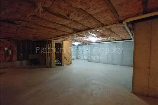 Building Photo - 6205 Park Leaf Walk