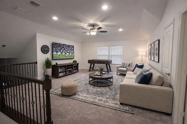 Building Photo - 1604 Sawyer Dr