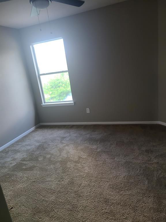Building Photo - 1411 Heathcote Ln