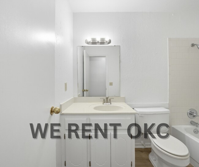 Building Photo - 12021 Moon Beam Dr