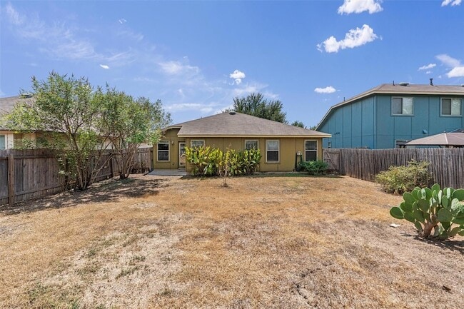 Building Photo - 15012 Parrish Ln