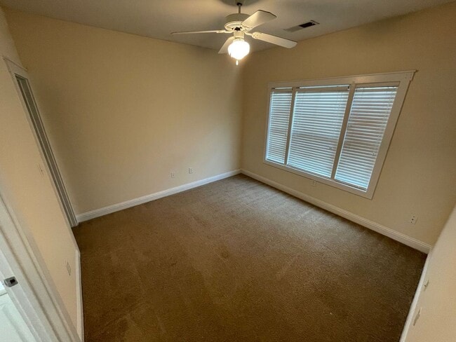 Building Photo - PRE-LEASING FOR AUGUST 2026!