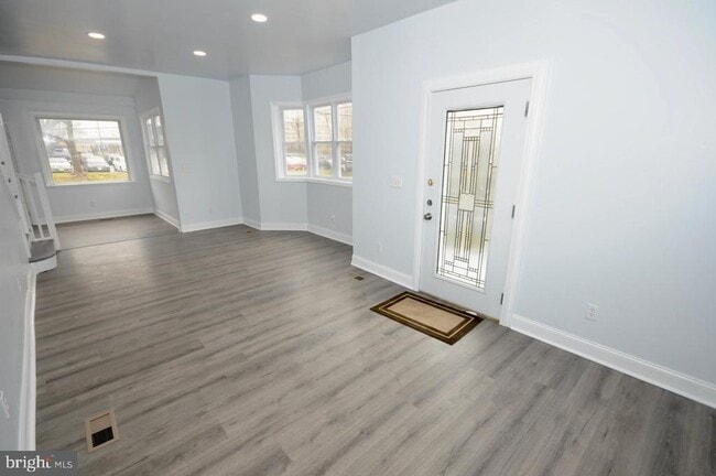 Building Photo - 601 Eldridge Ave