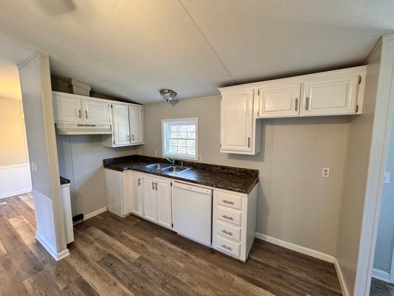 Building Photo - 5251 Morgan Creek Rd