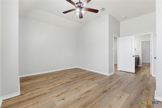 Building Photo - 822 Terra Cotta Ct