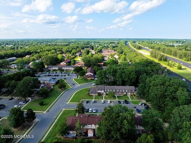 Building Photo - 604 Ezara Ct