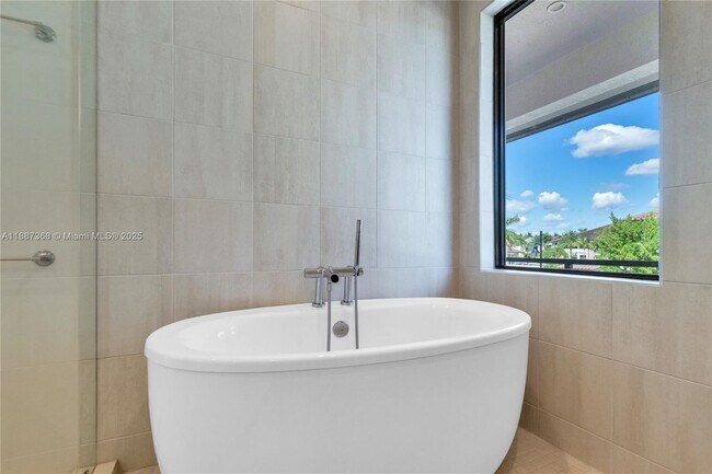 Building Photo - 8217 NW 46th St