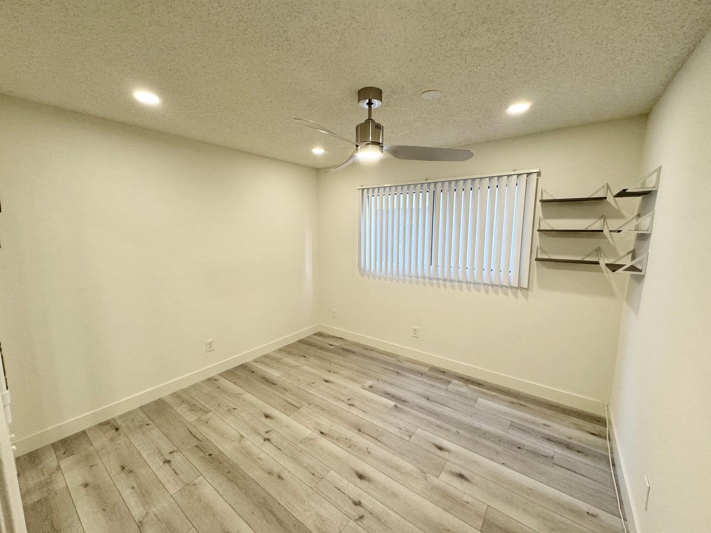 Building Photo - 3546 Hughes Ave