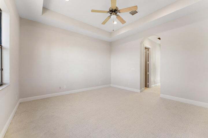 Building Photo - 241 SE Fascino Cir