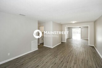 Building Photo - 3 Bedroom Pet-Friendly Home in JACKSONVILL...