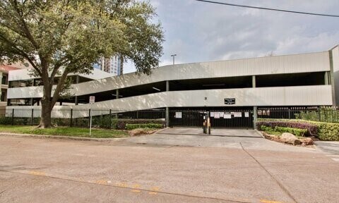 Building Photo - 3231 Allen Pkwy