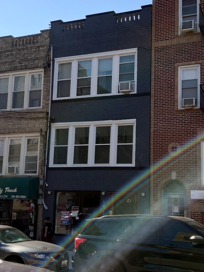 Building Photo - 6421 Hudson Ave