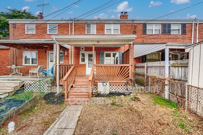 Building Photo - 2735 Moorgate Rd