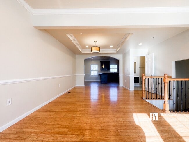 Building Photo - 5030 B St SE