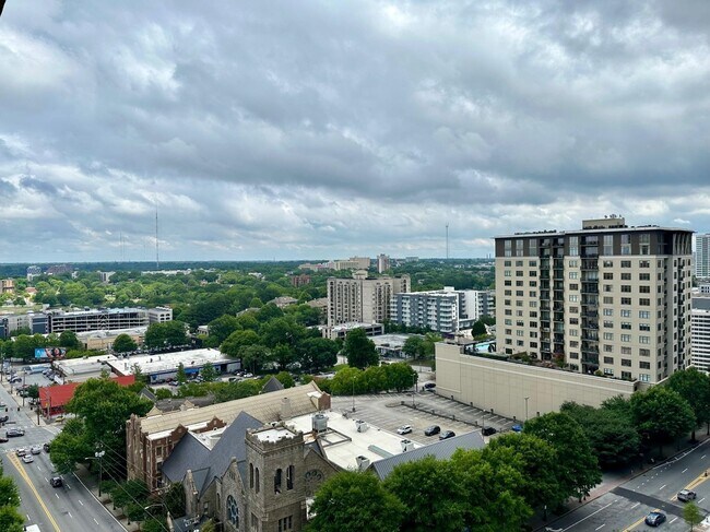 Building Photo - 620 Peachtree St NE