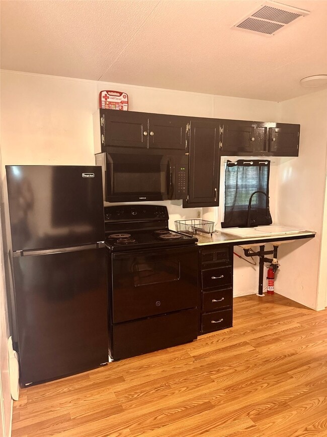 Building Photo - 826 Kacy Ln