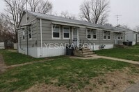 Building Photo - 2911-2911 Market St