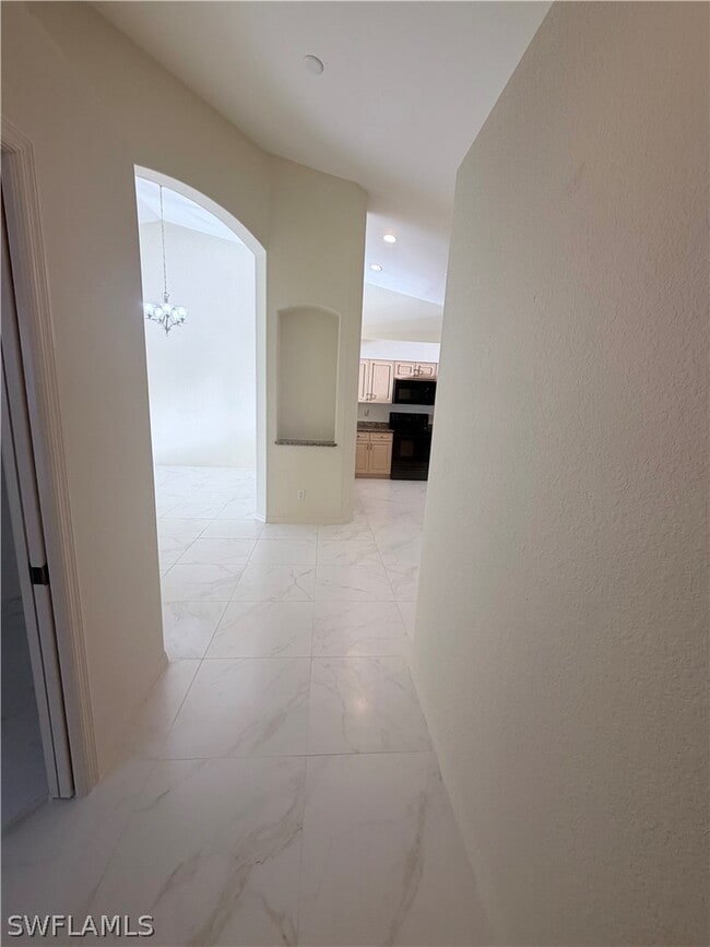 Building Photo - 8220 Ibis Cove Cir