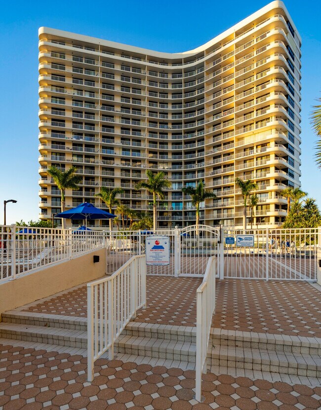 Building Photo - 380 Seaview Ct