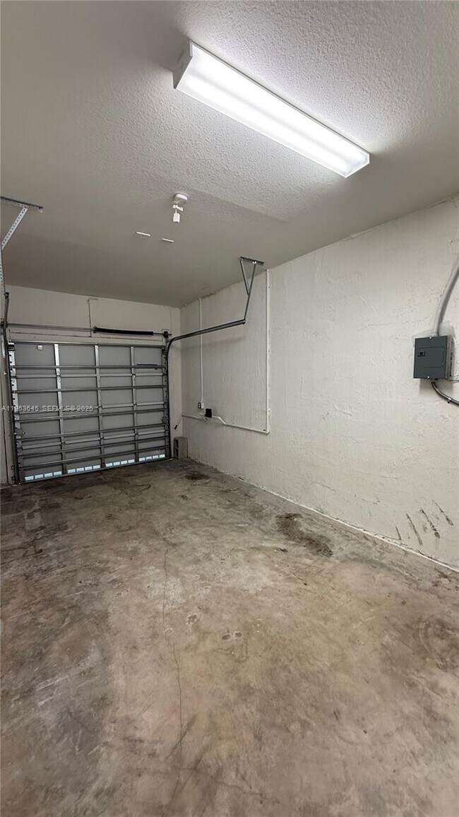 Building Photo - 24640 SW 119th Pl