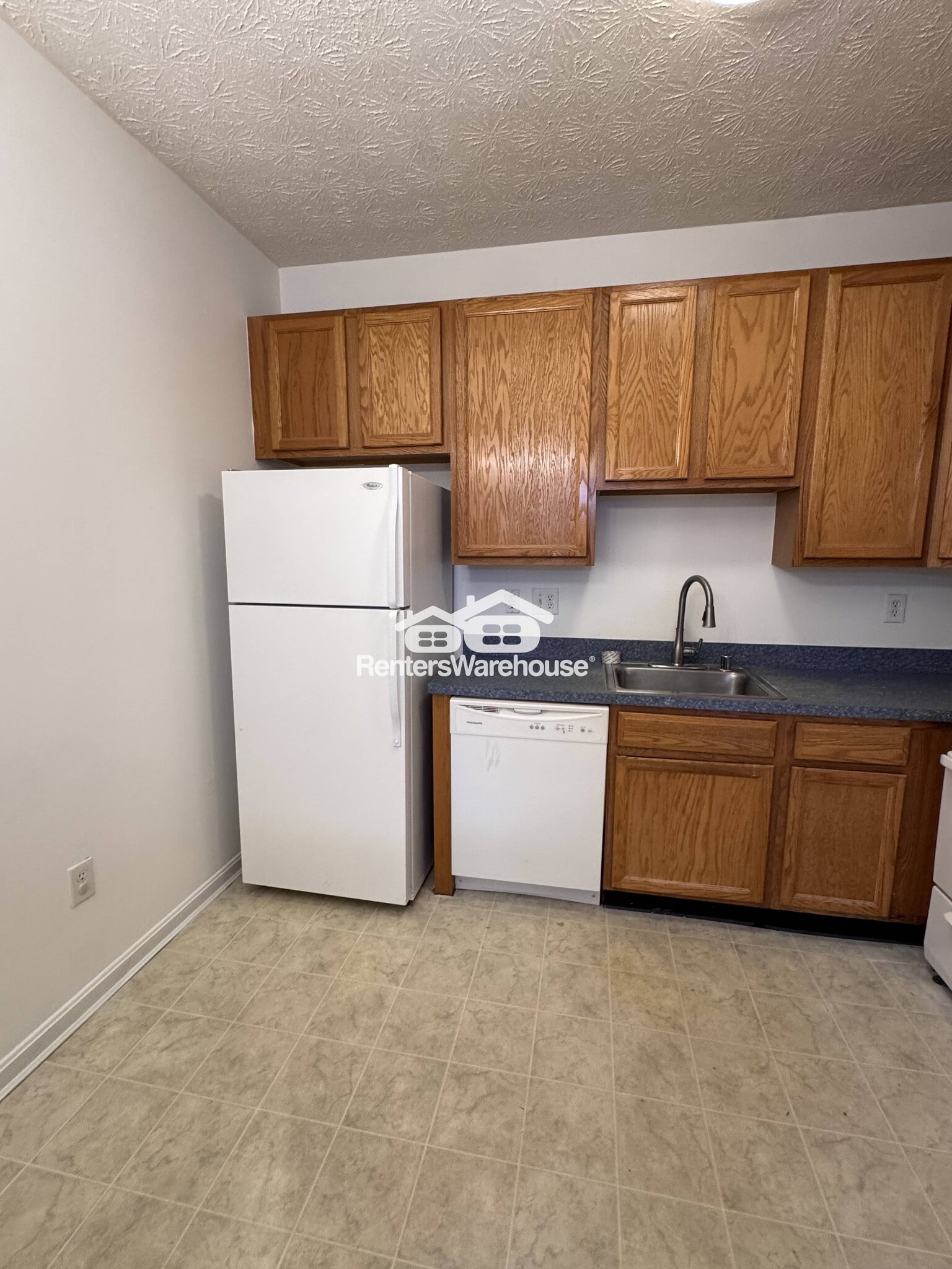 Building Photo - 8077 Brookstone Ct