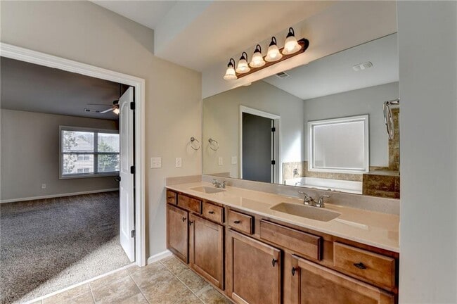 Building Photo - 4810 Haysboro Way