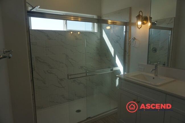 Building Photo - Gorgeous Home in Gossamer Grove!