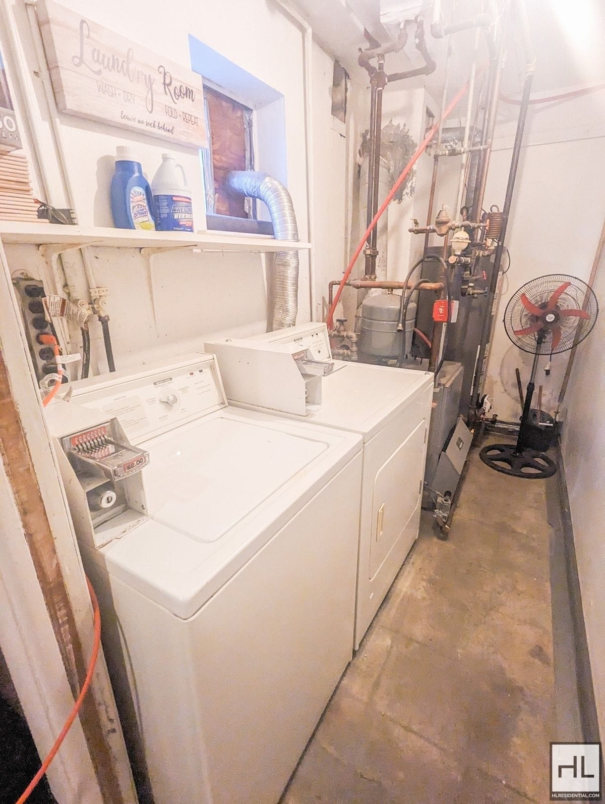 Building Photo - MICKLE AVENUE