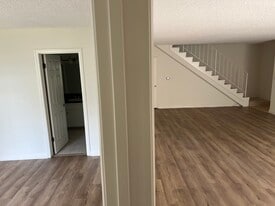 Building Photo - Val D'Or Apartments