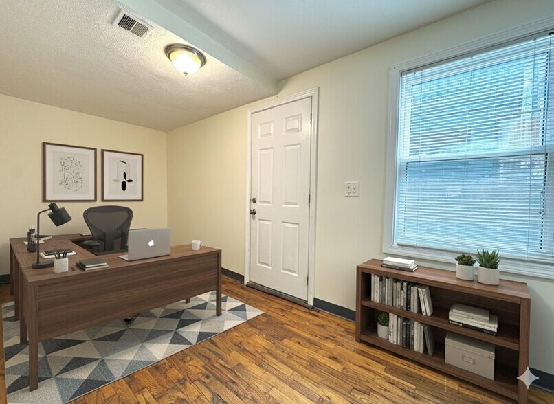 Building Photo - 840 Huntington Ave