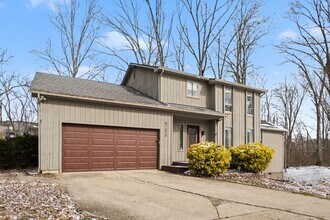 Building Photo - Spacious Batavia Retreat with Indoor Pool!