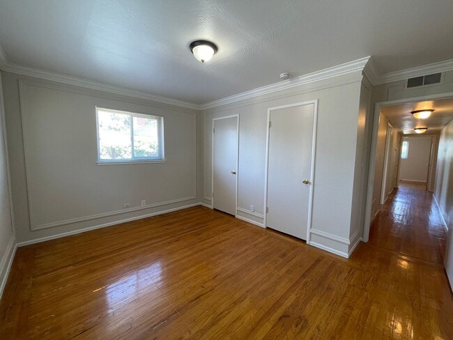 Building Photo - Single Story 3 Bedroom, 2 Bath Single Story Home with Huge Backyard!