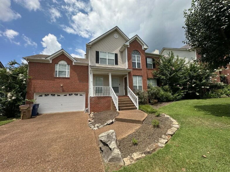 Building Photo - 142 Braxton Park Ln