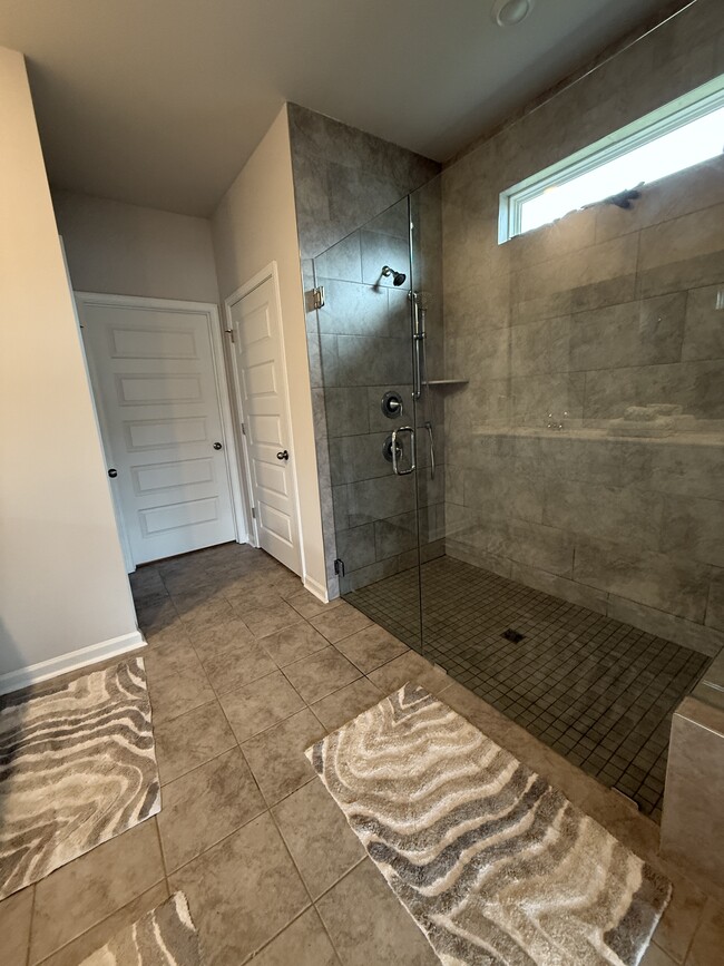 Building Photo - 4084 Da Vinci Dr