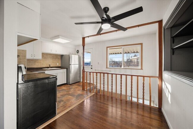 Building Photo - 5629 N Moore St