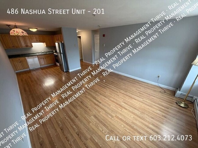 Building Photo - 486 Nashua St