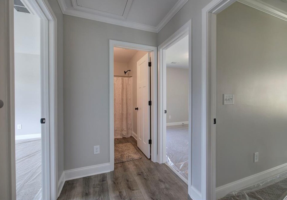 Building Photo - 315 Arbor Cir