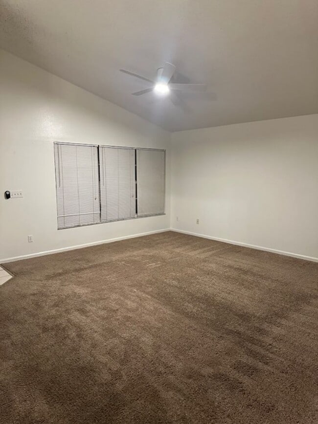 Building Photo - 2507 Woods Edge Cir