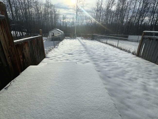 Building Photo - 4901 S Binnacle Dr