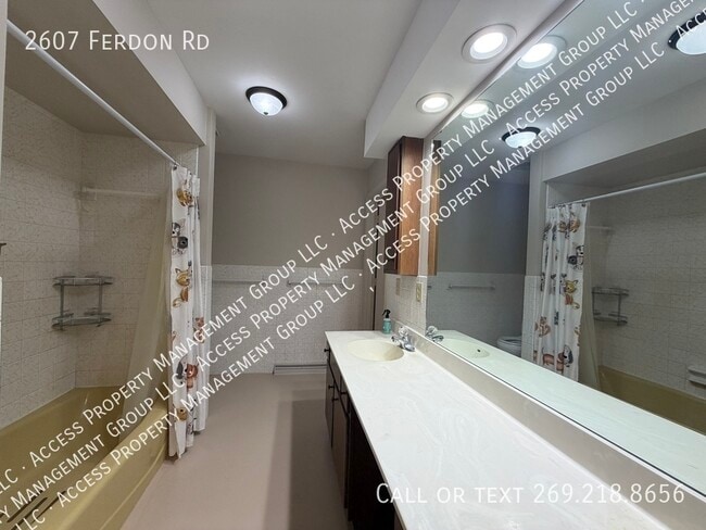 Building Photo - 2607 Ferdon Rd