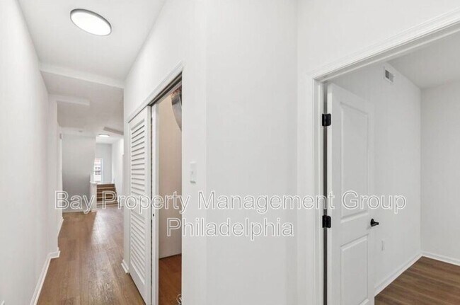 Building Photo - 7 N 50th St